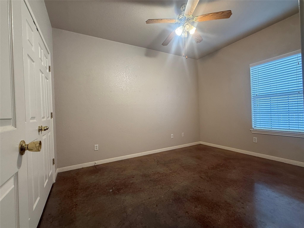 1406 Bergin Ct - Photo 12