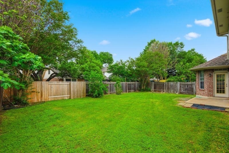 10008 Lachlan Dr - Photo 27