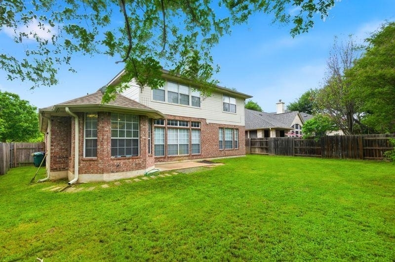 10008 Lachlan Dr - Photo 24