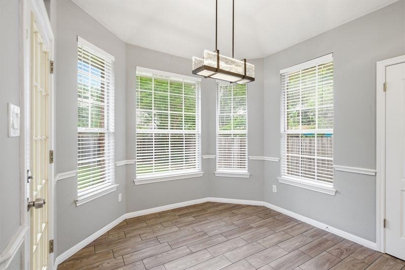 10008 Lachlan Dr - Photo 9