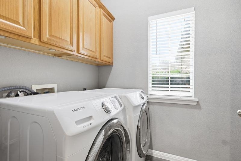 10008 Lachlan Dr - Photo 11