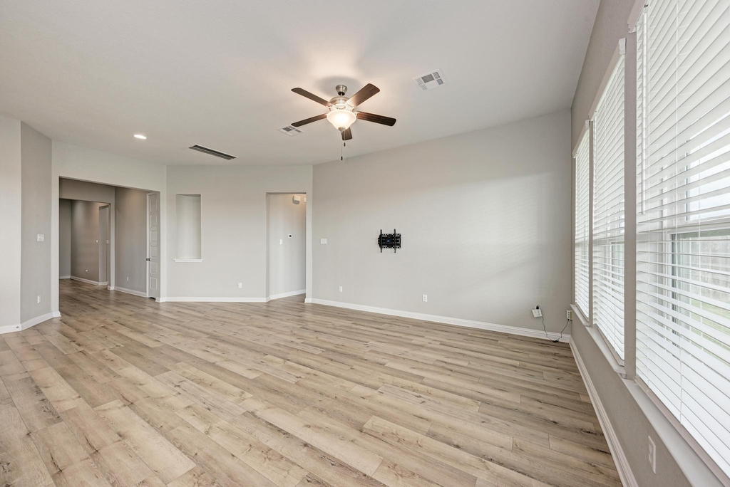 4428 Mandalin St - Photo 7