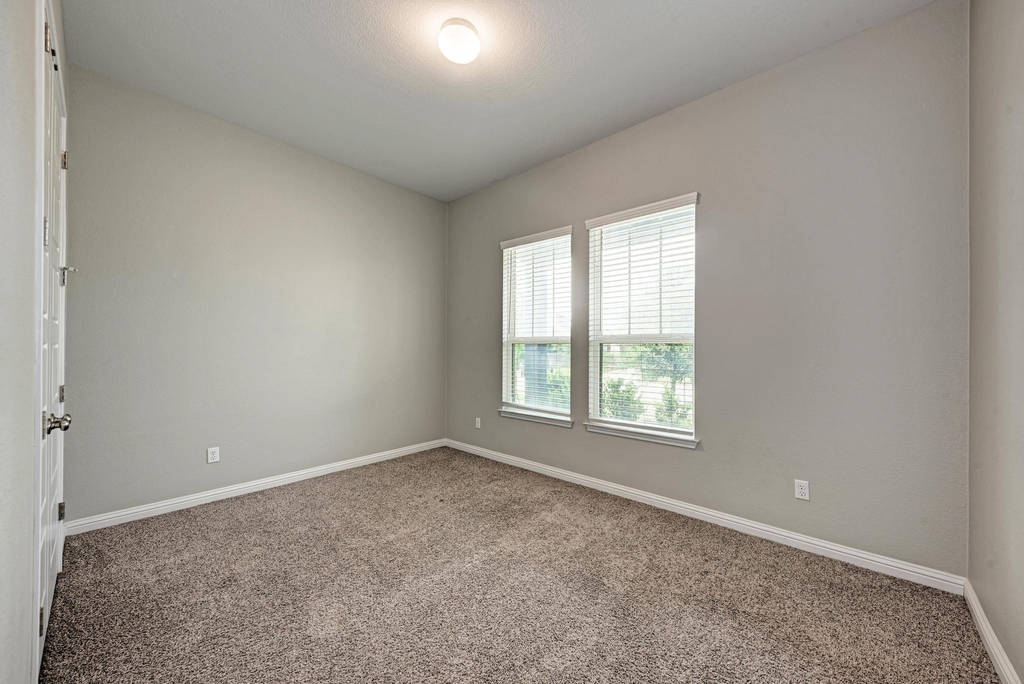 4428 Mandalin St - Photo 26