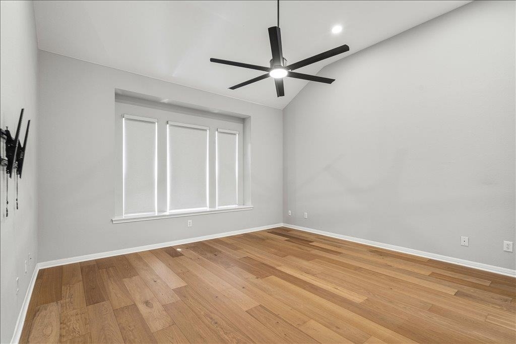 5301 Deerwood Ln - Photo 12