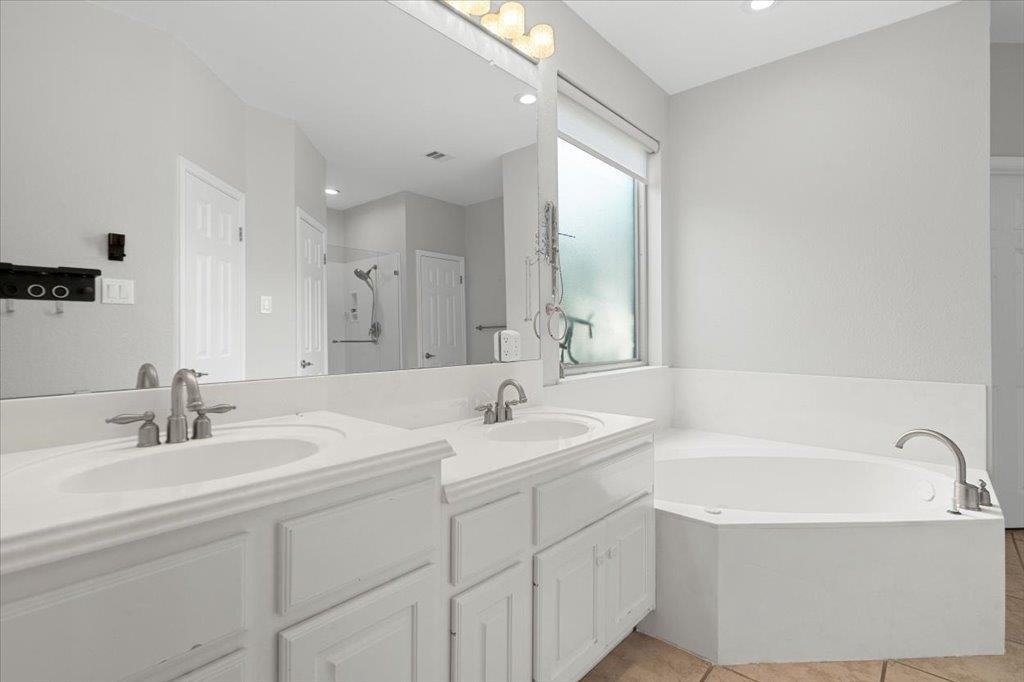 5301 Deerwood Ln - Photo 27