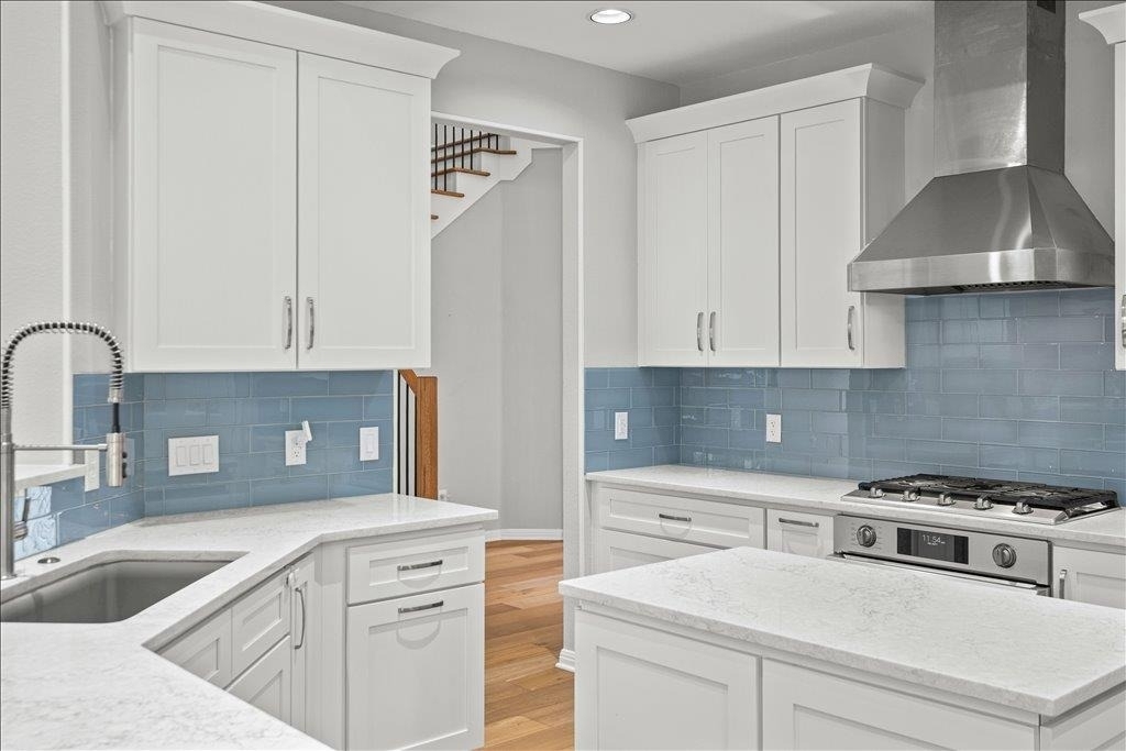 5301 Deerwood Ln - Photo 11