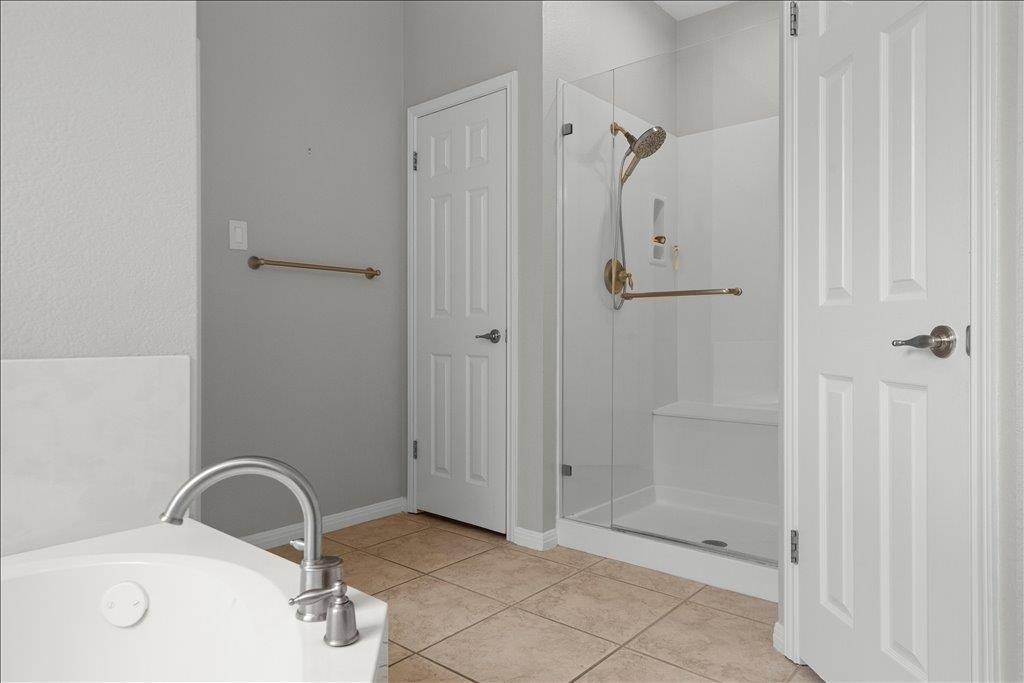 5301 Deerwood Ln - Photo 15