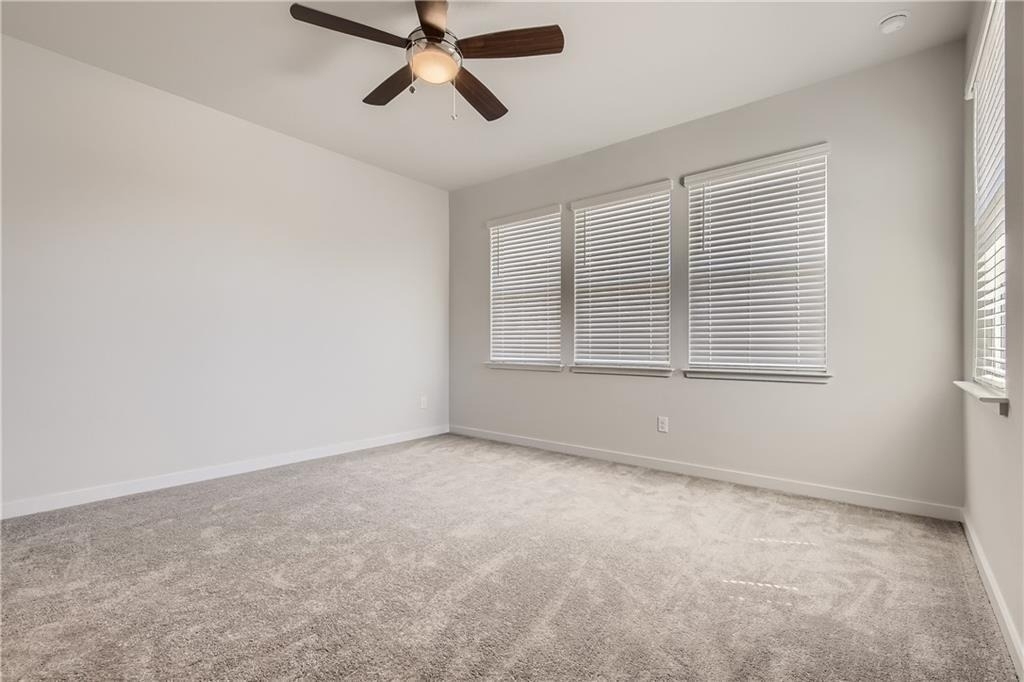 605 W South St - Photo 8