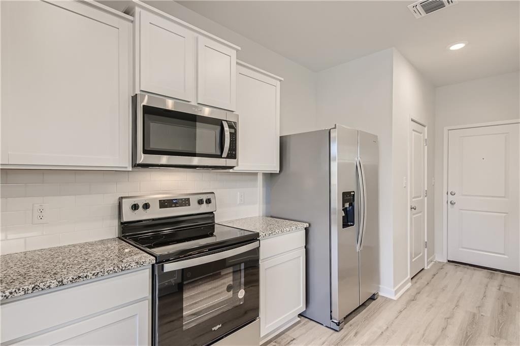 605 W South St - Photo 6
