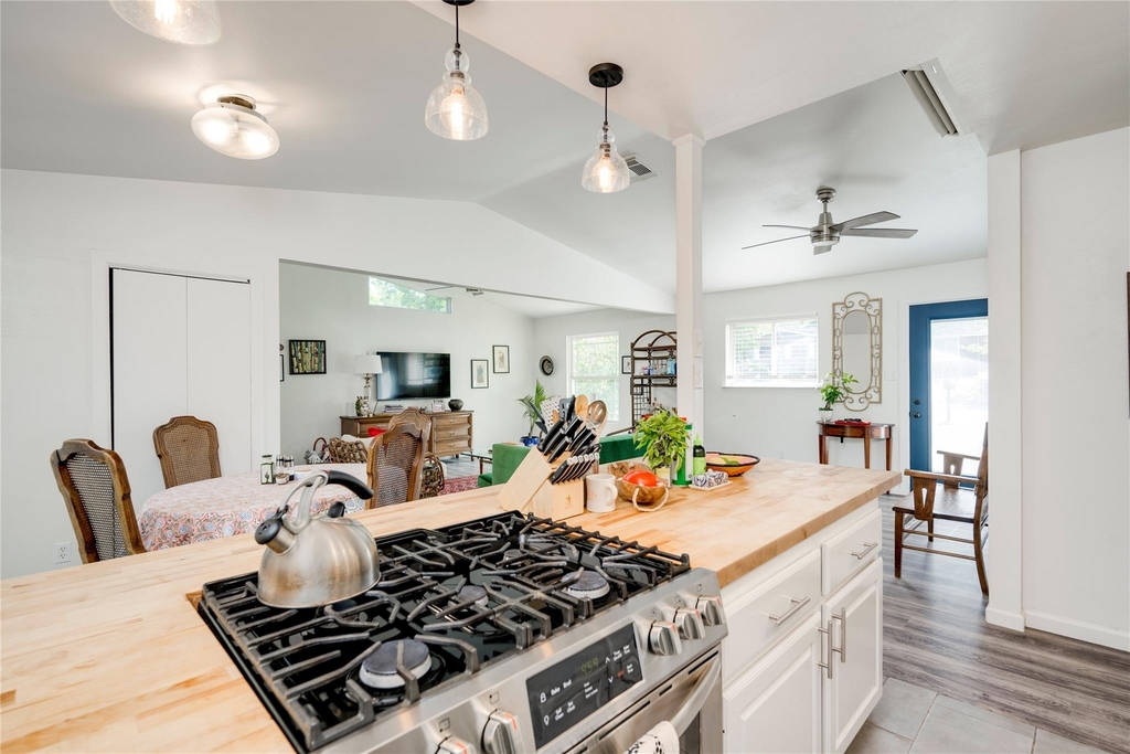 5300 Halmark Dr - Photo 15