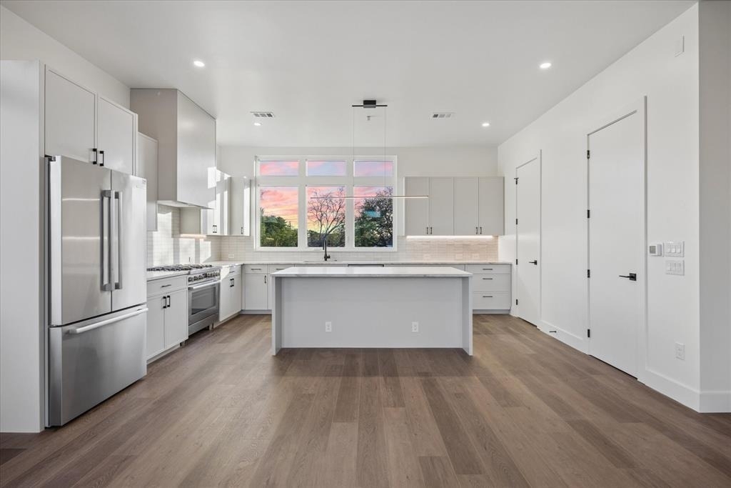4101 Menchaca Rd - Photo 4