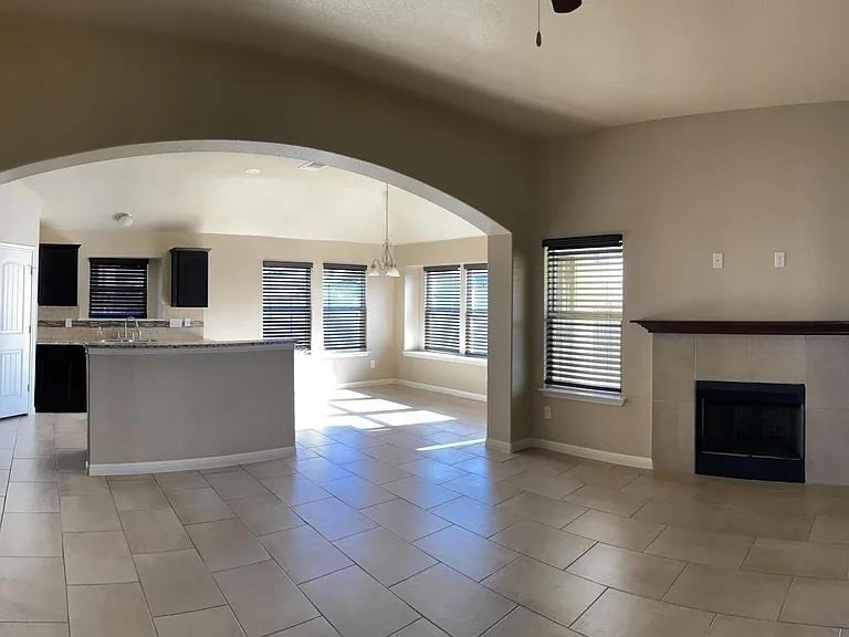 604 W Vega Ln - Photo 4