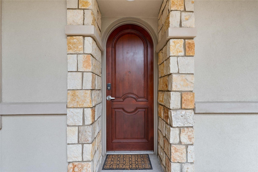 1812 West Ave - Photo 1