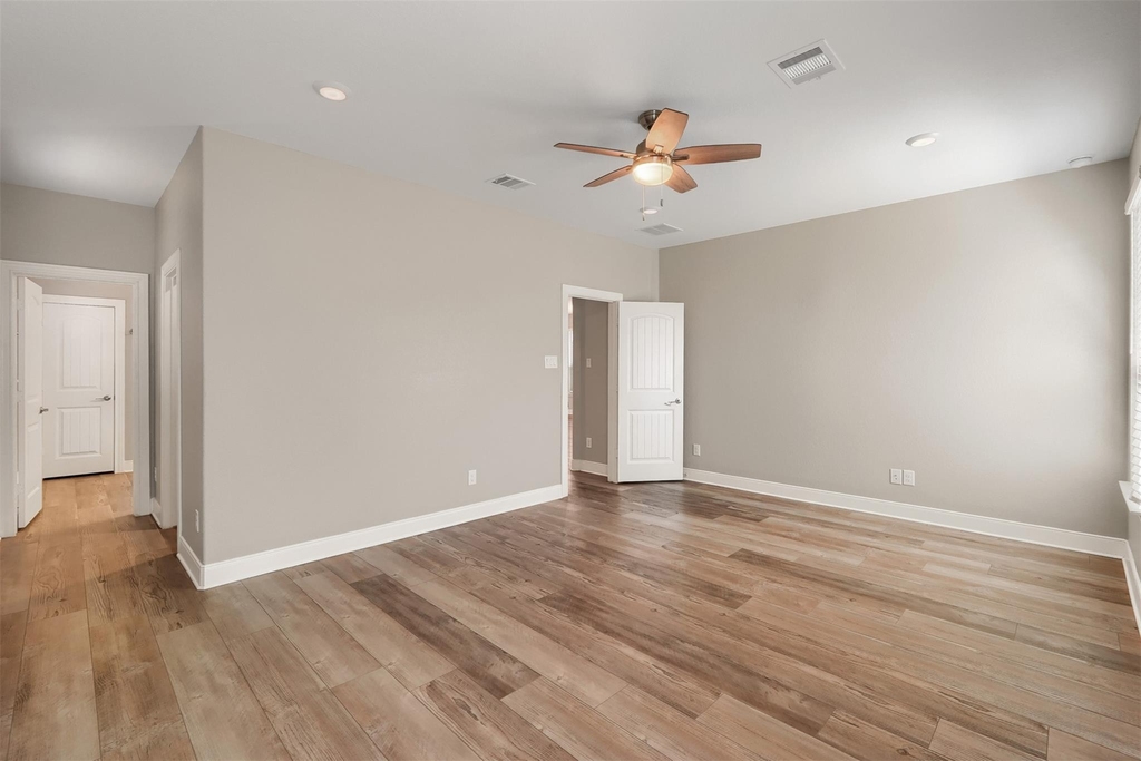199 Kennicott Dr - Photo 9