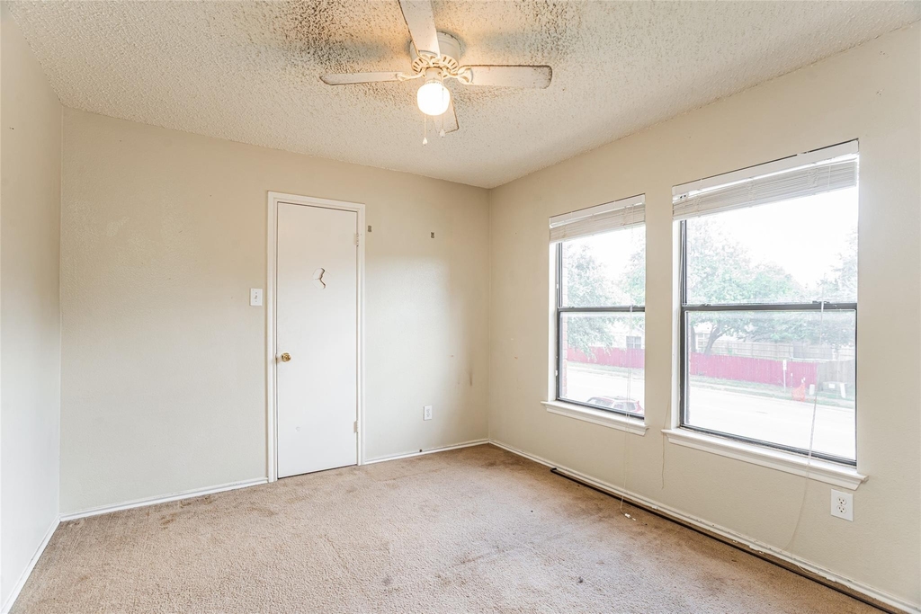 813 Kettering Dr - Photo 9