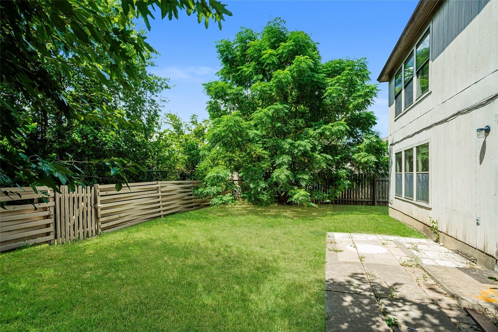813 Kettering Dr - Photo 12