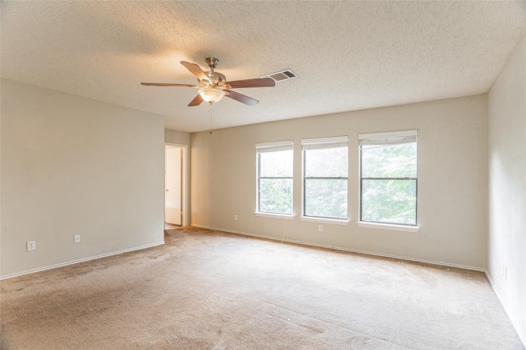 813 Kettering Dr - Photo 5