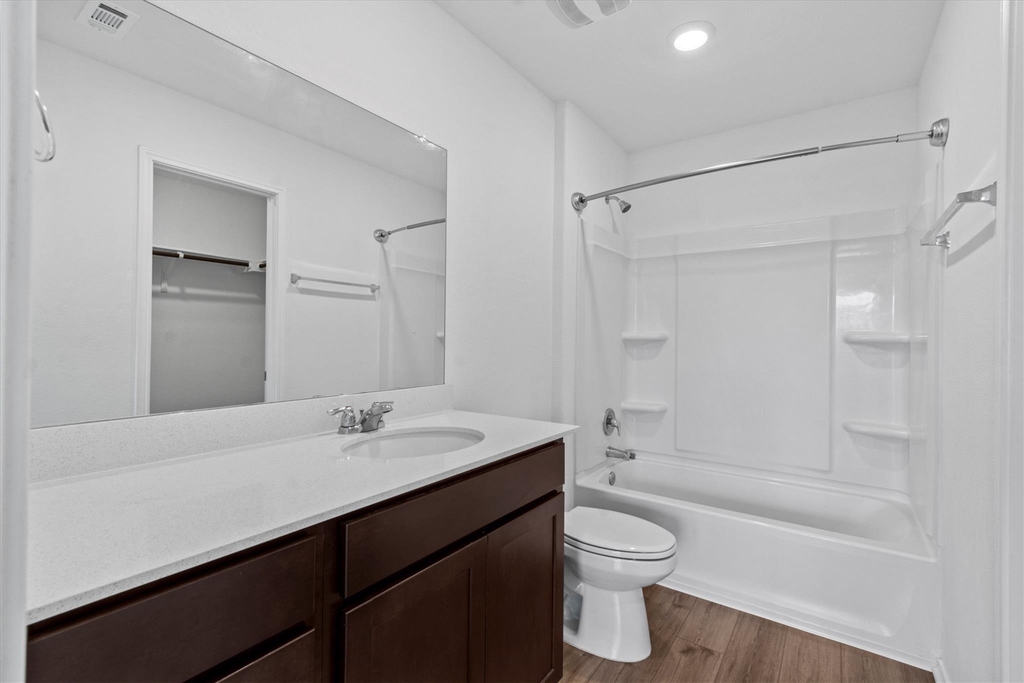 228 Patagonia St - Photo 10