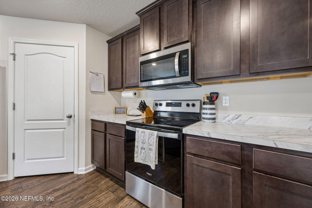 2100 Denton Trace - Photo 8