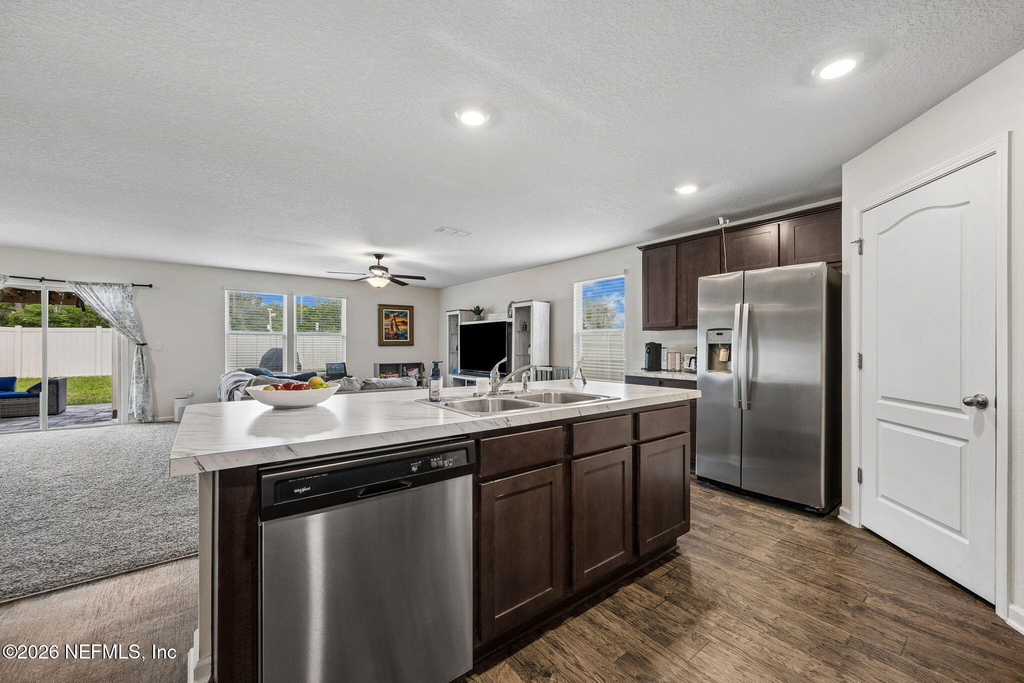 2100 Denton Trace - Photo 7