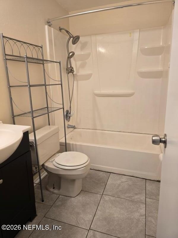 2626 Gifford Avenue - Photo 7