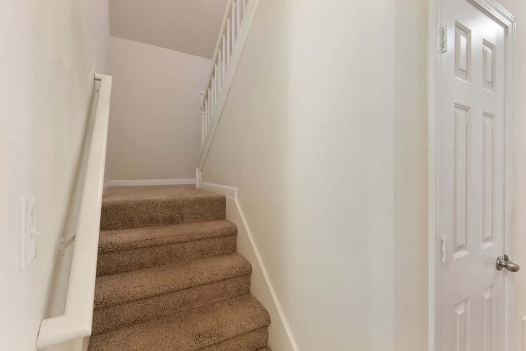 1099 Smith Street - Photo 14