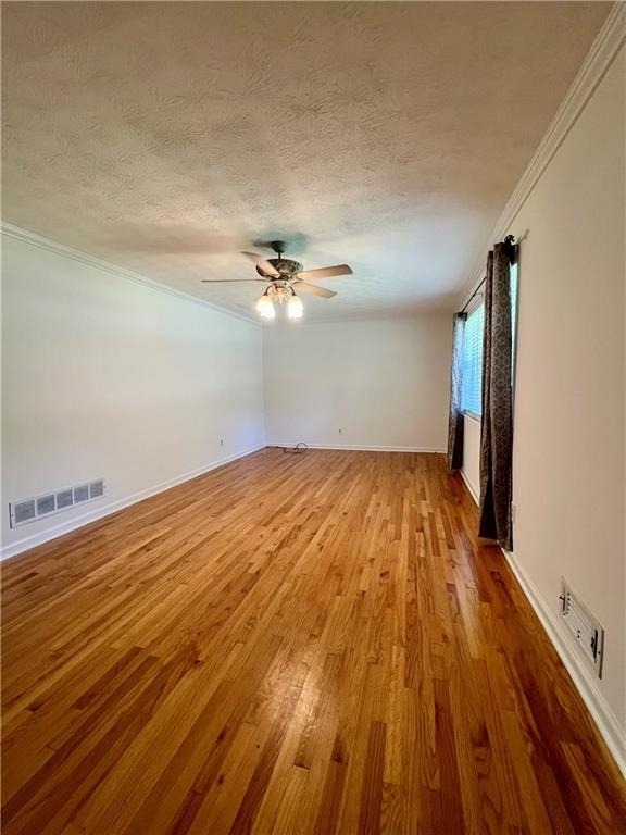 6695 Courtney Drive - Photo 3