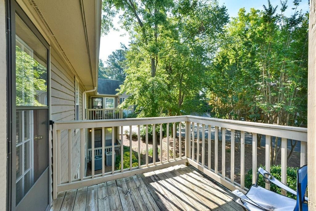 1904 Country Park Drive Se - Photo 18