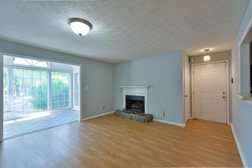 1904 Country Park Drive Se - Photo 4