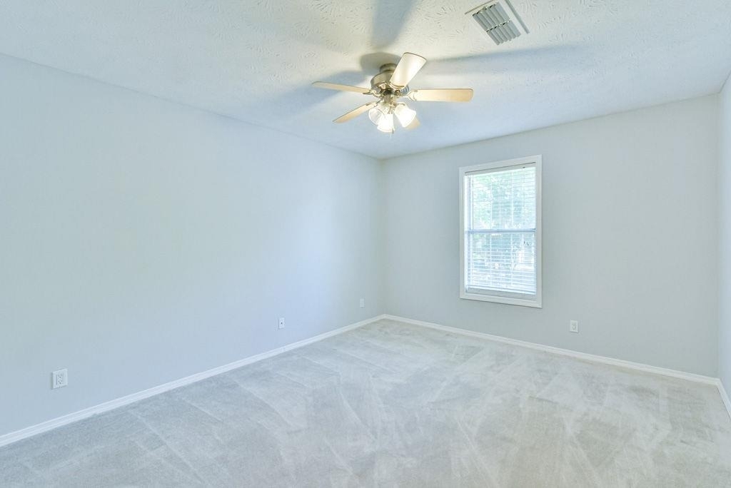 1904 Country Park Drive Se - Photo 14