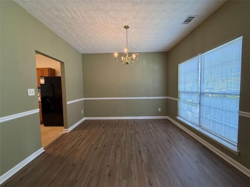 644 Kenridge Drive - Photo 2