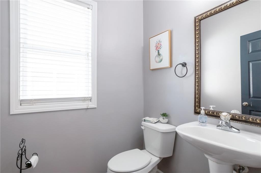 1565 Hedington Circle - Photo 18