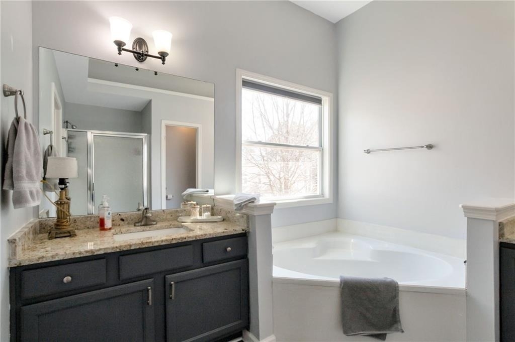 1565 Hedington Circle - Photo 12