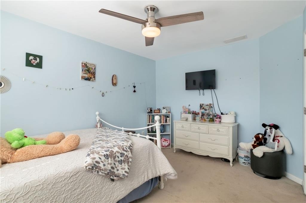 1565 Hedington Circle - Photo 16