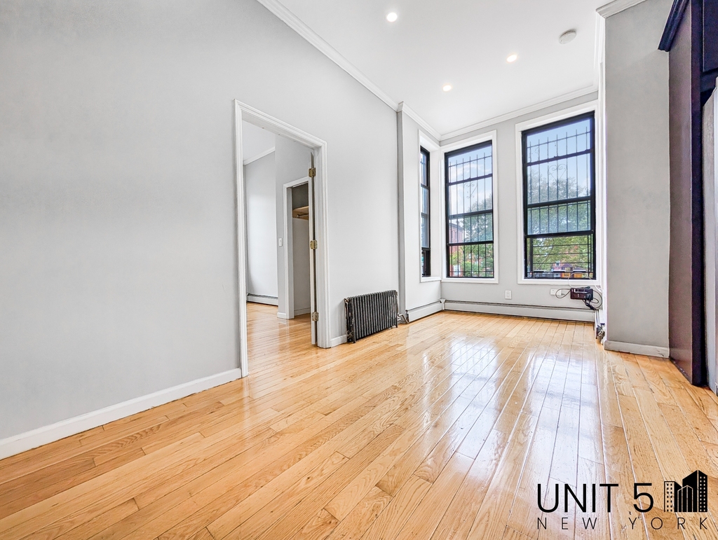 306 Marcus Garvey Boulevard - Photo 4