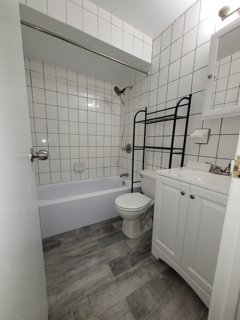 660 Baltic Street - Photo 5