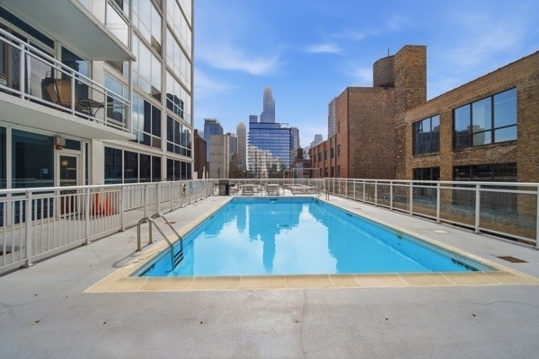 757 N Orleans Street - Photo 19