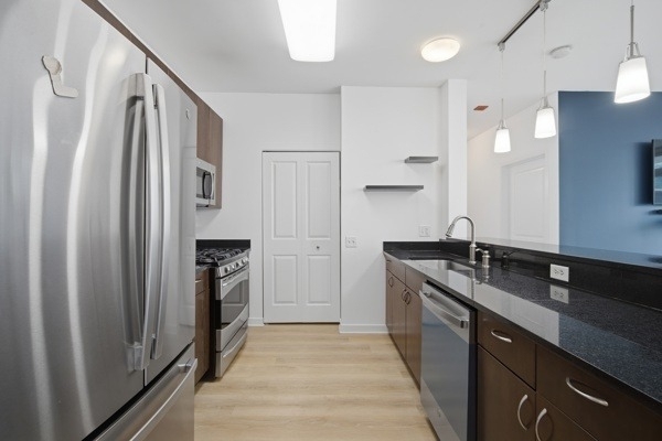 757 N Orleans Street - Photo 7
