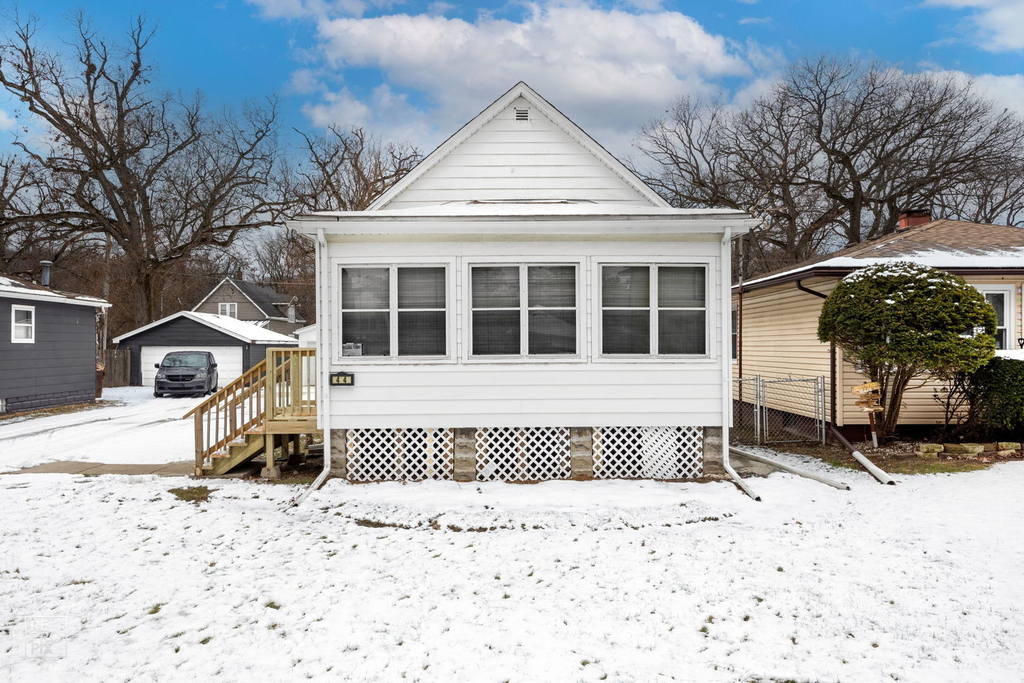 44 N Glenwood Avenue - Photo 0