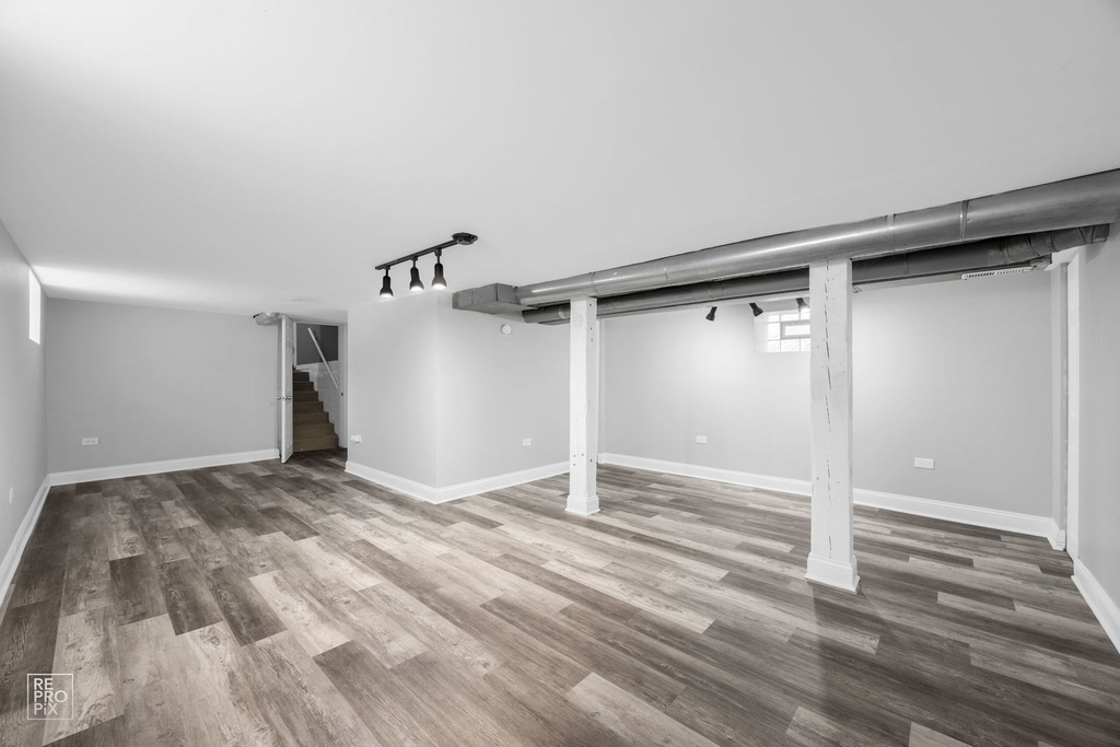 44 N Glenwood Avenue - Photo 1
