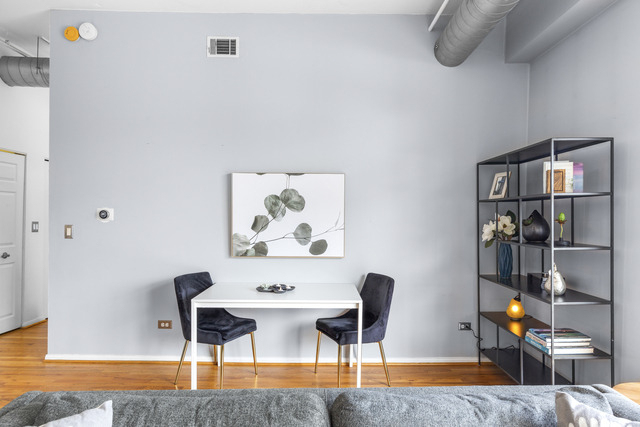 950 W Monroe Street - Photo 7