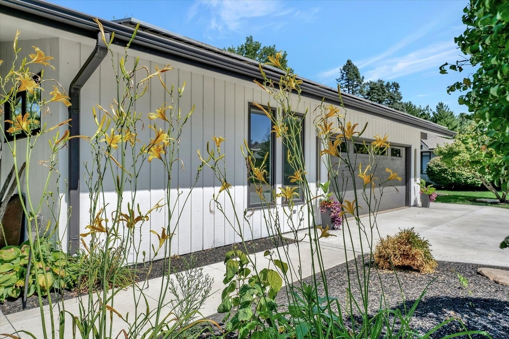102 Greencroft Drive - Photo 47