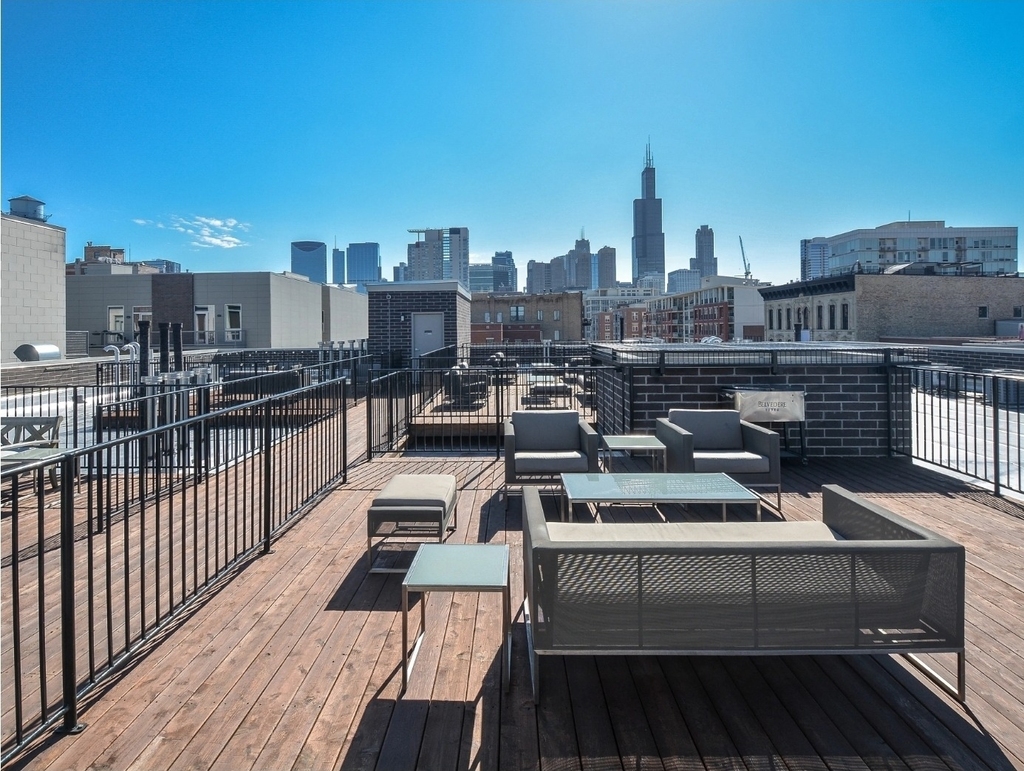 22 N Aberdeen Street - Photo 9