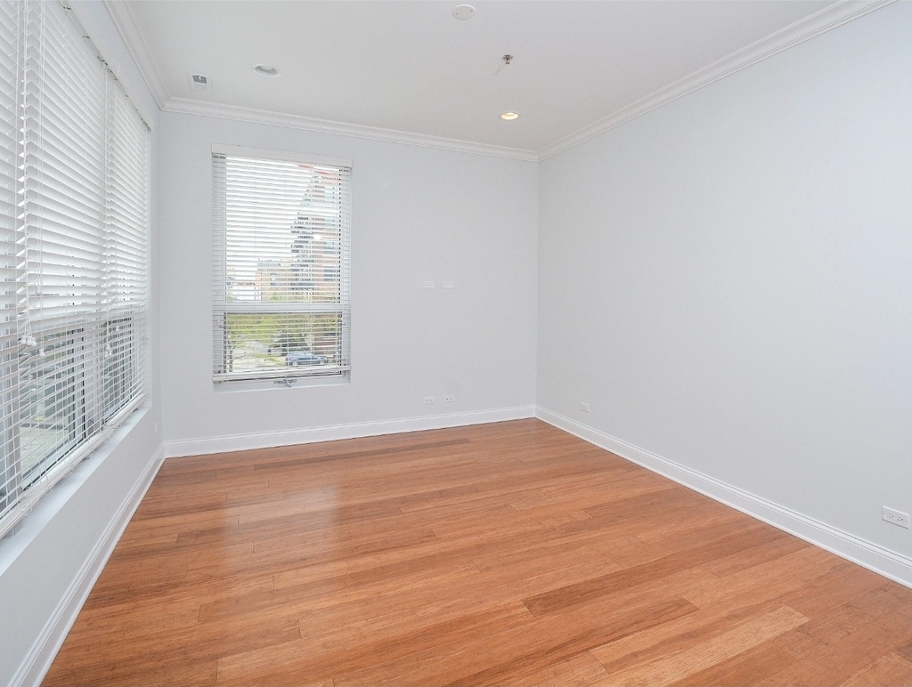 20 N Aberdeen Street - Photo 6