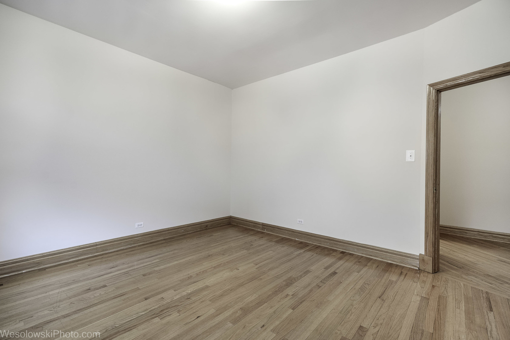 1165 E 54th Street - Photo 7