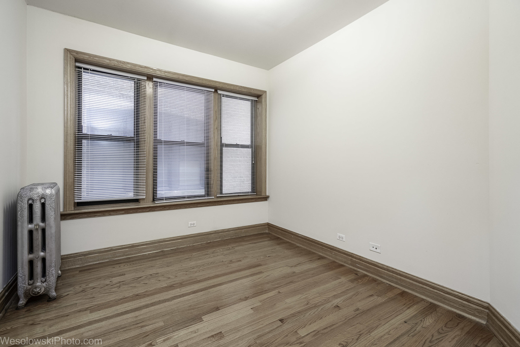 1165 E 54th Street - Photo 8