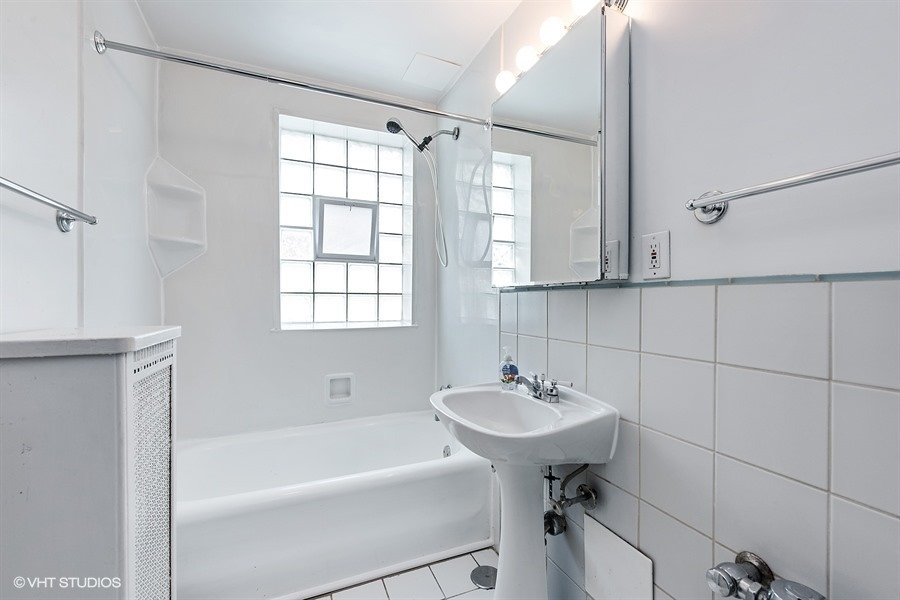 545 Hinman Avenue - Photo 8
