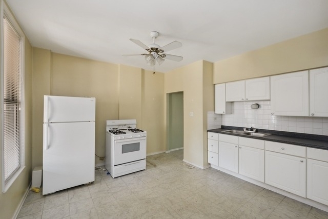 614 S Oakley Boulevard - Photo 5