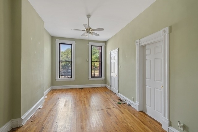 614 S Oakley Boulevard - Photo 2