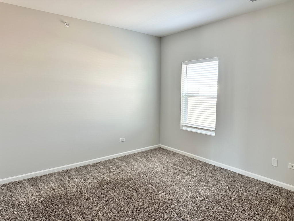 855 E Main Street - Photo 6
